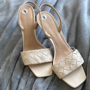 Veronica Beard Augustina Slingback Heel Sz 9 Cream Tan